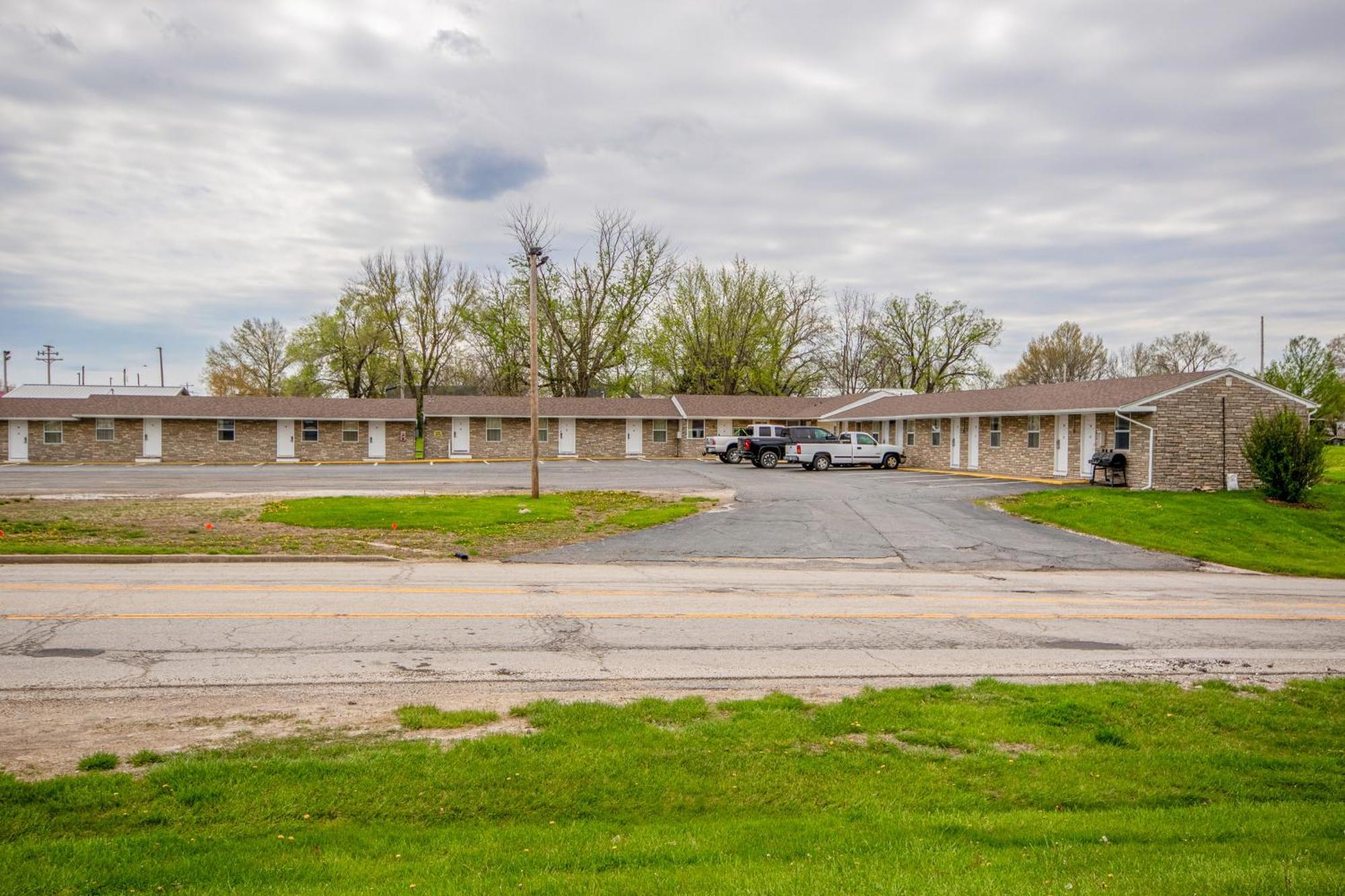Oyo Travelier Motel Macon Luaran gambar